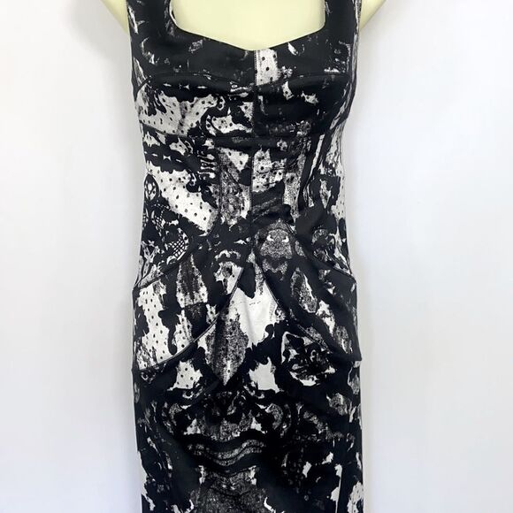 Just Cavalli Dress Black/ White Abstract Sheath Style Silk NWOT U.S.6 - Picture 3 of 10